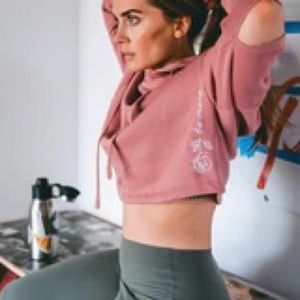 Strong Strong open elbow sweatshirt